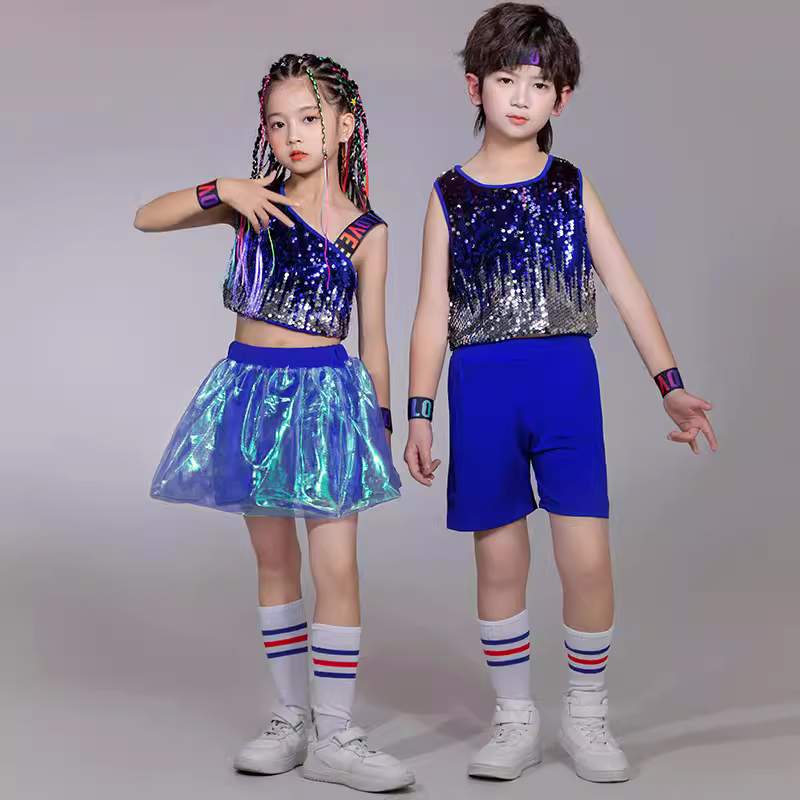 Create a boy in sports dress with the participance on the track