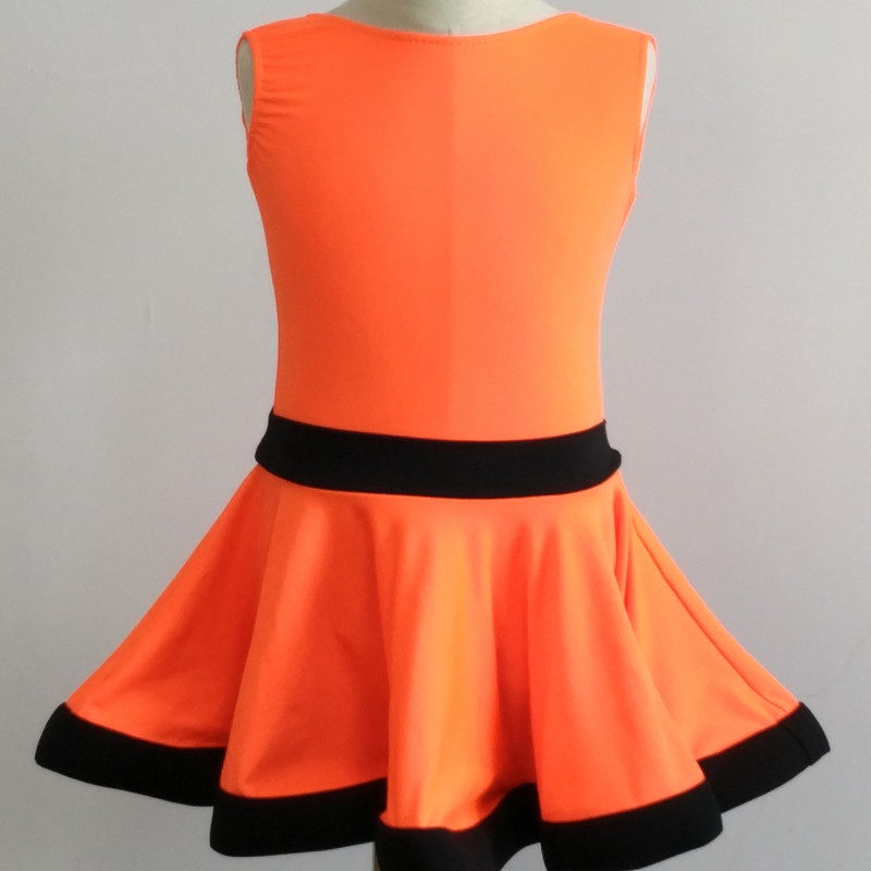 girls orange clothes